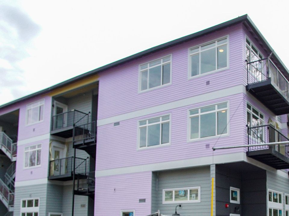 1st image of 2320 N Vancouver Ave #302