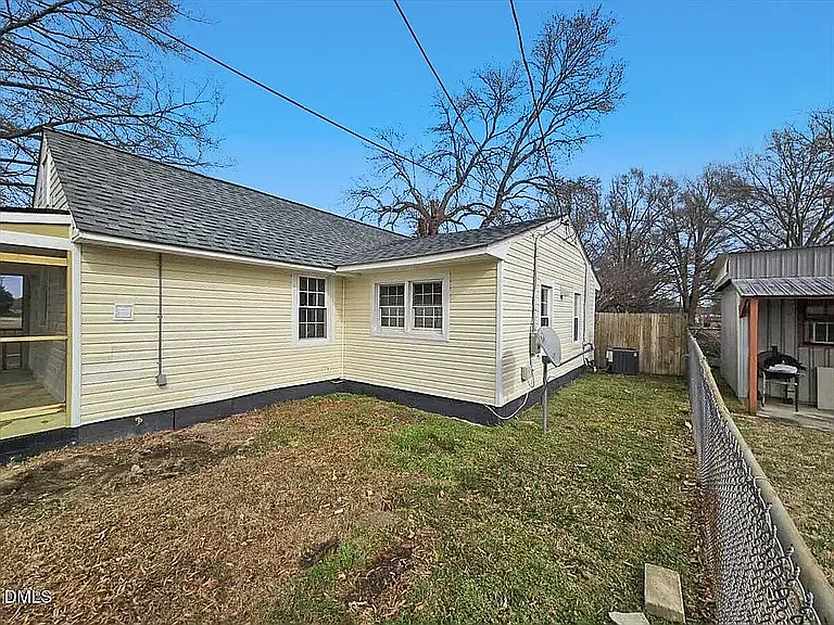 248 Orville St — Photo 26