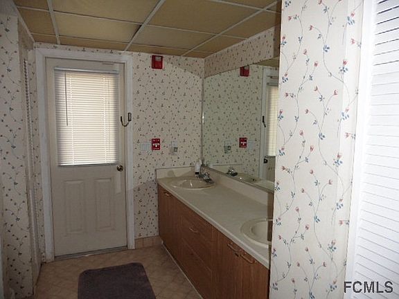 5th image of 88 Bridgehaven Dr