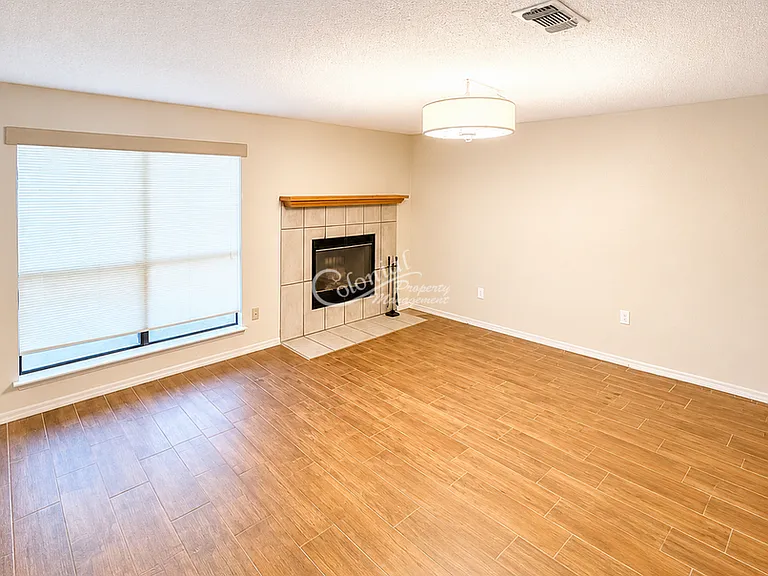 804 Massengale Cir — Photo 6