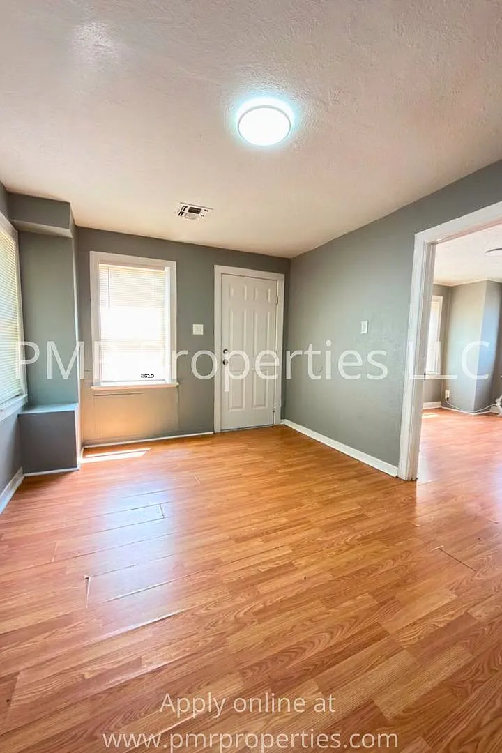209 NW 6th Street — Photo 3