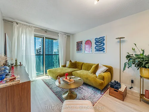 8 Park Rd #3301 Photo 1
