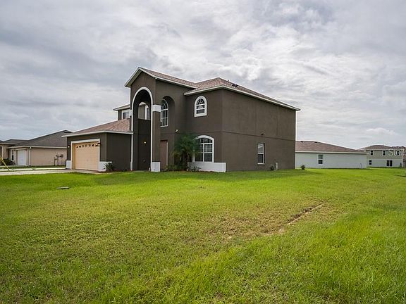 4th image of 2101 Rock Dr
