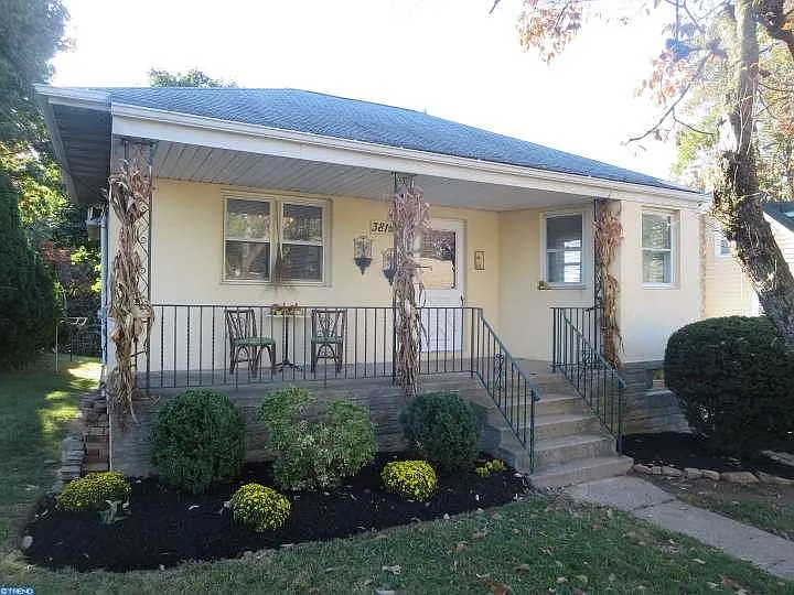 3815 Spruce Ave photo 1