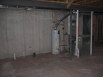 4th image of 4109 Foothills St