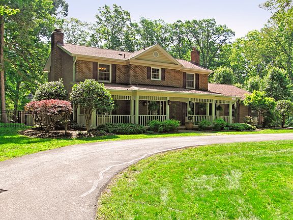 Beautiful Porches & Patios!