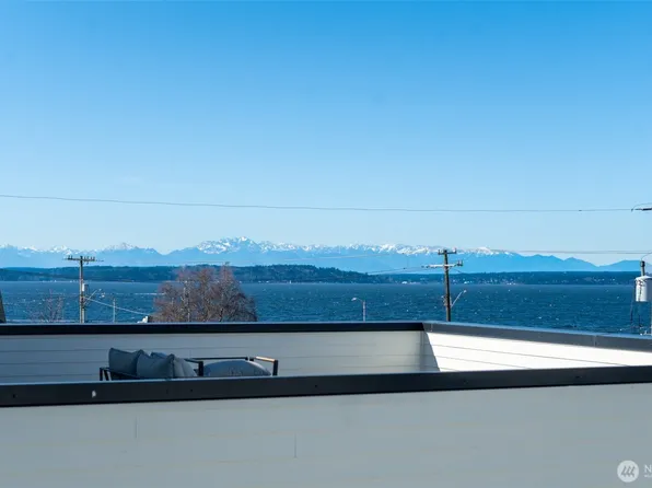 2626 58th Avenue SW #B, Seattle, WA 98116