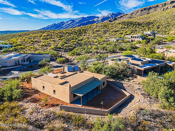 4th image of 5432 N Sabino Highlands Pl