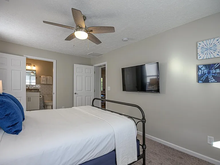941 Pine Mnr — Photo 14