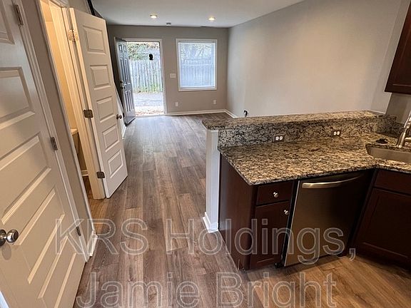 4th image of 509 N 35th St APT 19