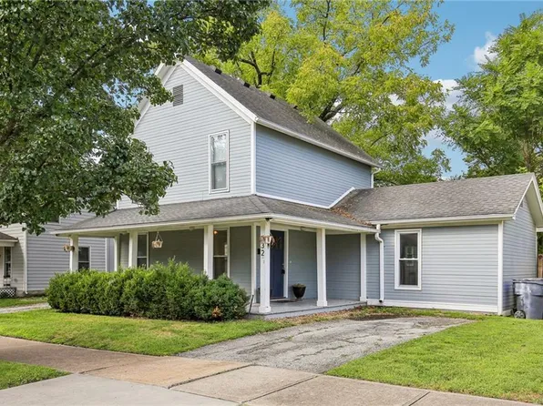 325 S Cherry St, Olathe, KS 66061