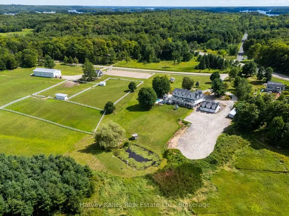 1003 Brandy Crest Rd, Muskoka Lakes, ON P0B 1J0
