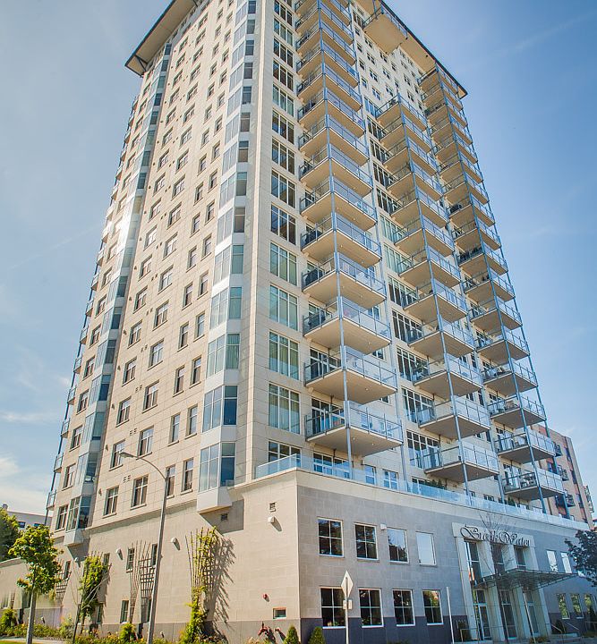 1st image of 1313 N Franklin Pl APT 904