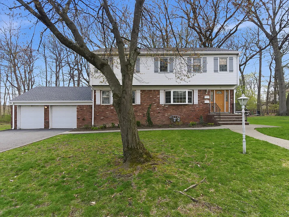 72 Prospect St #2
