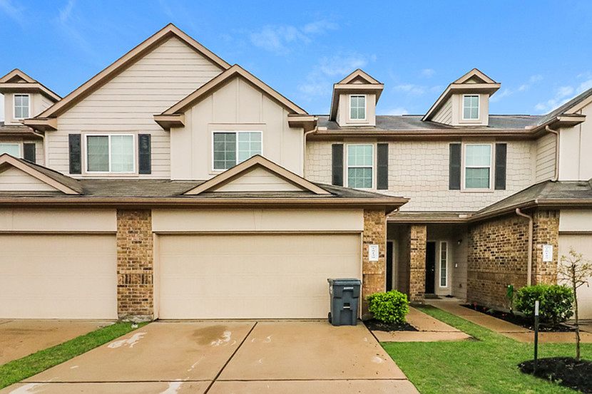 1st image of 18139 Bethany Manor Ct