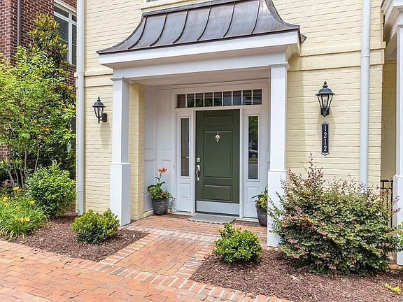 3rd image of 1212 Balustrade Blvd
