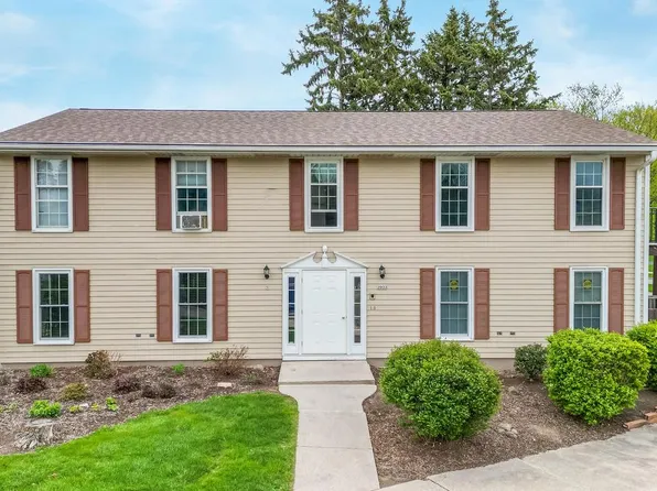 3933 Country PLACE #D, Sheboygan, WI 53081