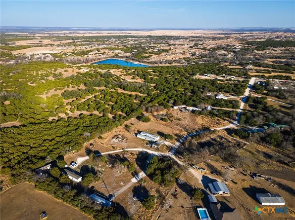 1252 Twin Mountain Rd, Copperas Cove, TX 76522