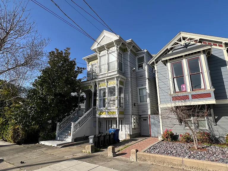 1309 Santa Clara Ave #D — Photo 2