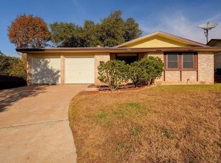 5304 Meadow Creek Cir, Austin, TX 78745