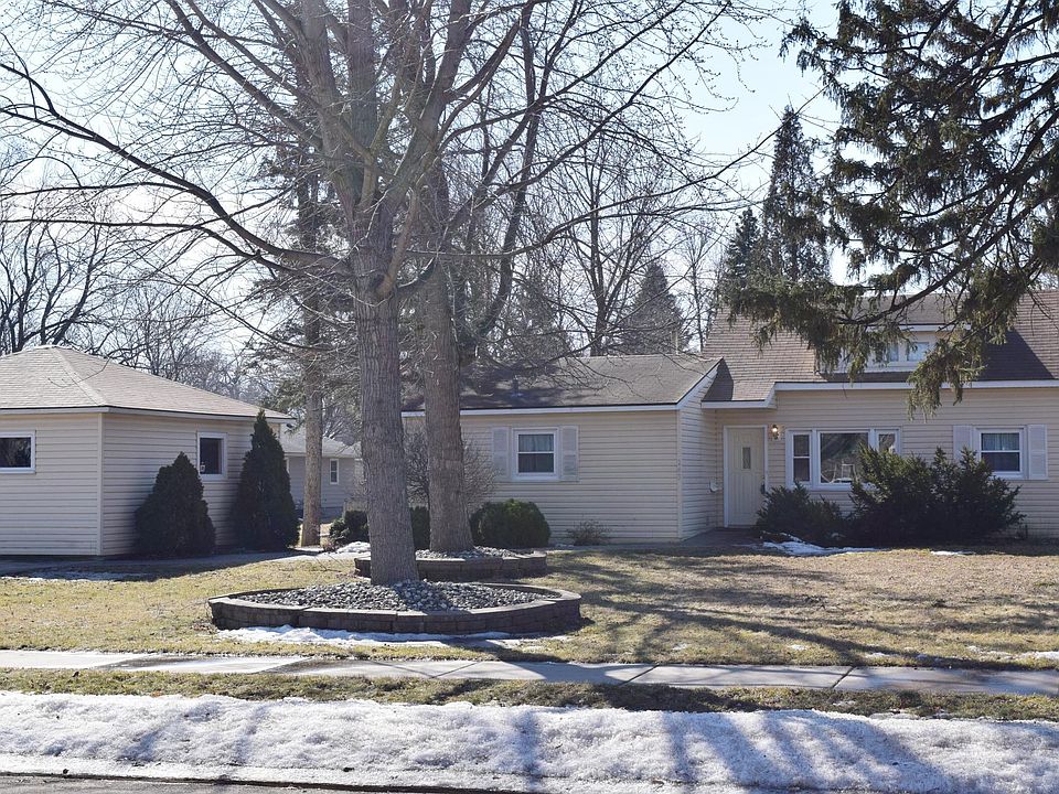 1st image of 243 Southview St