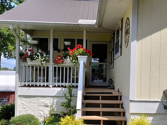 3rd image of 4211 Gainesboro Grade