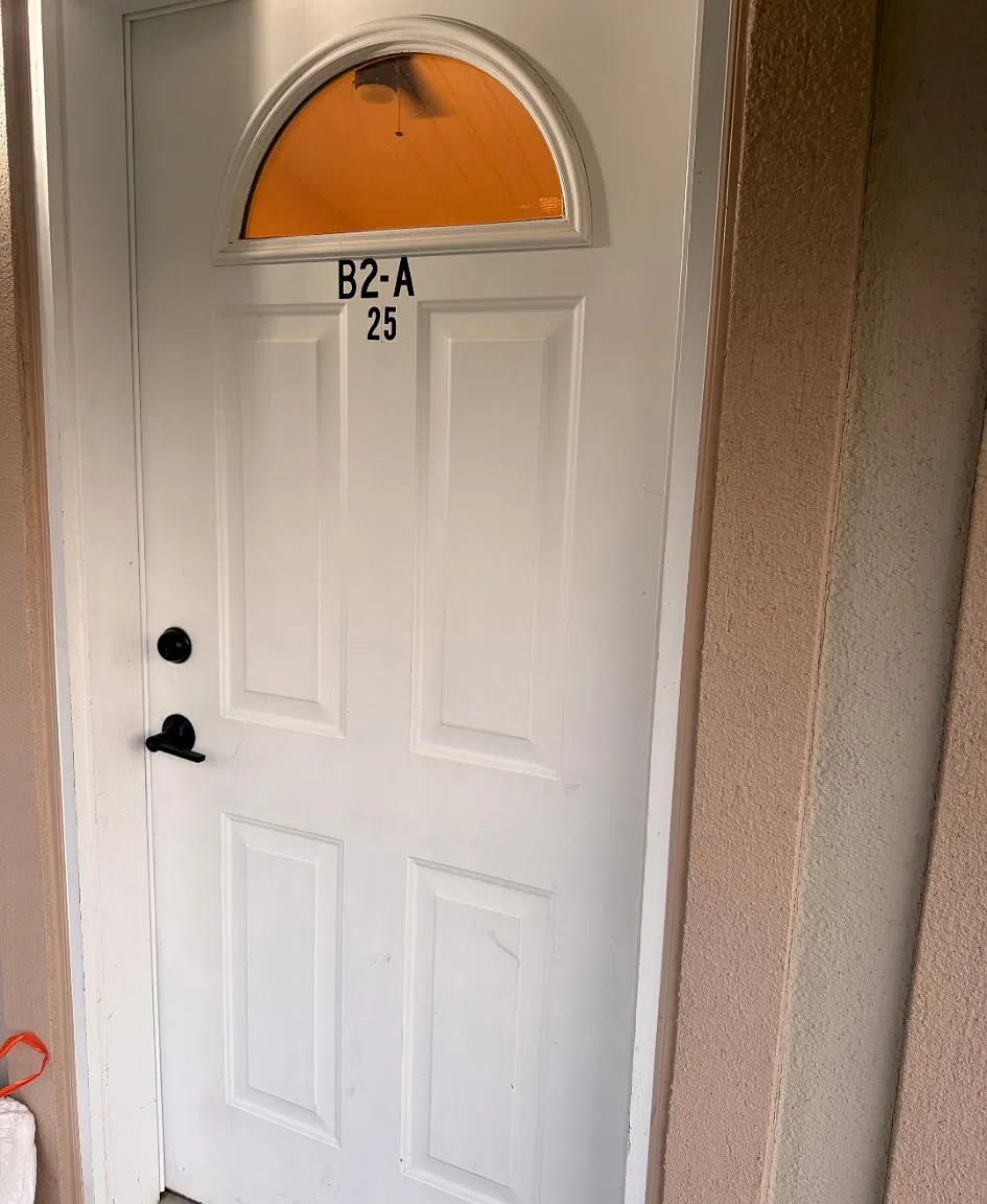 2 bed, 1040 sqft, $1,800 — Photo 1