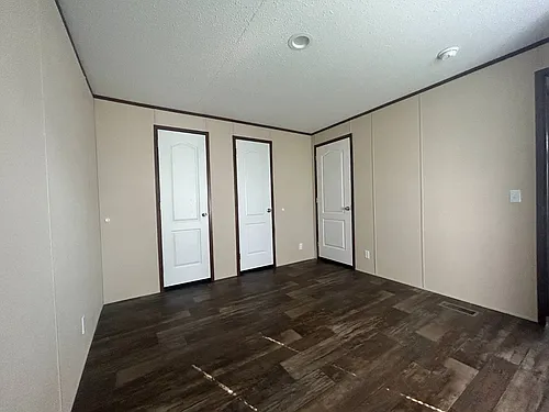 2607 Thornbury Ln Photo 1