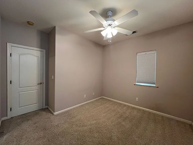 2456 E Marquise Ct — Photo 9