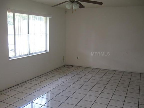 4th image of 612 W Gardenia Dr