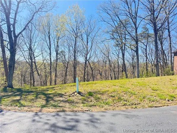 1002 Canyon Road, Georgetown, IN 47122