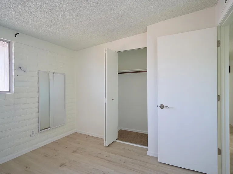 3410 S Mann Ave — Photo 12