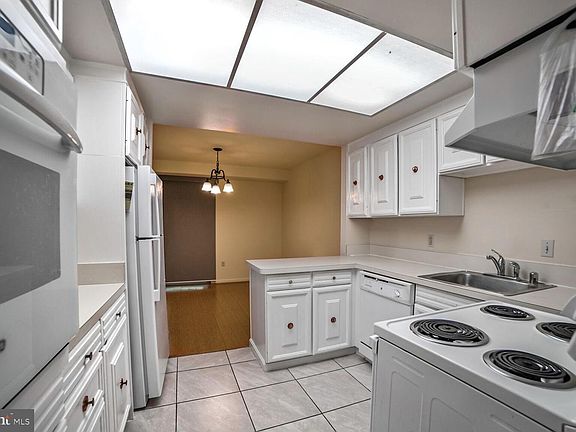3rd image of 3365 S Leisure World Blvd #95-1C