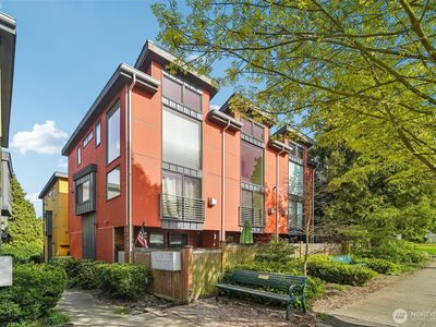1722 California Avenue SW #B, Seattle, WA, 98116