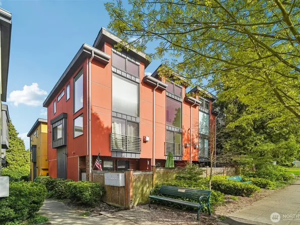 1722 California Avenue SW #B, Seattle, WA 98116