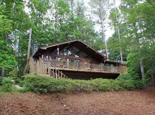 631 Point Of Pnes, Guntersville, AL 35976