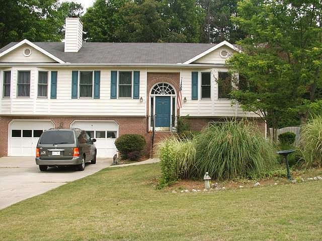 1st image of 545 Heritage Woods Dr