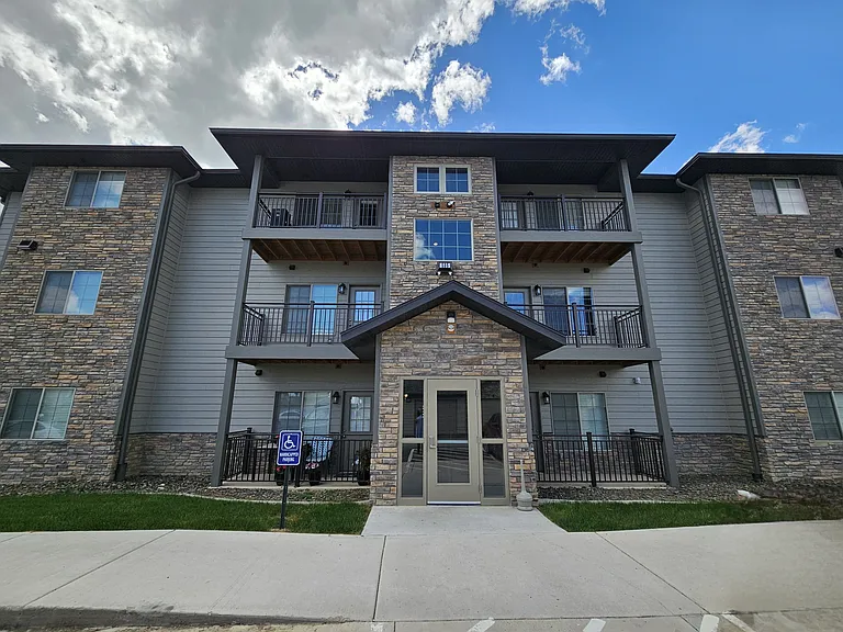 535 Neel St #302 — Photo 1