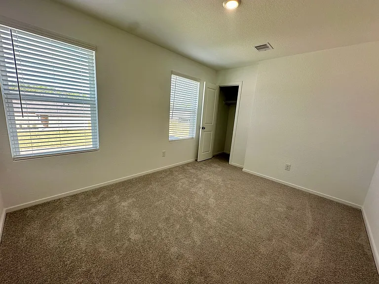 13310 Rayhill Dr — Photo 26