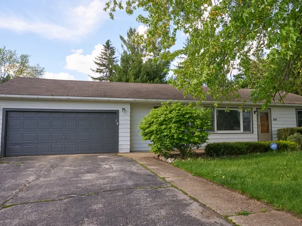 384 Maplewood Dr, Antioch, IL 60002