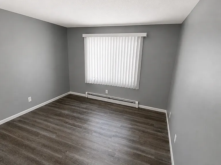 42nd Ave Apartment — Photo 25