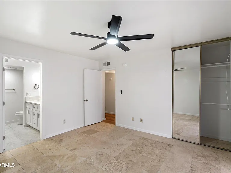 5520 N 77th Pl — Photo 15