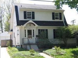 1711 Charlton Ave, Ann Arbor, MI 48103