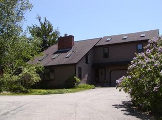 2295 Rinden Rd, Cottage Grove, WI 53527