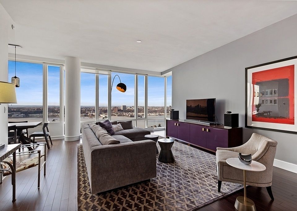 1st image of 245 W 99th St APT 28A