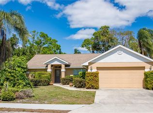 7504 Alhambra Dr, Bradenton, FL 34209