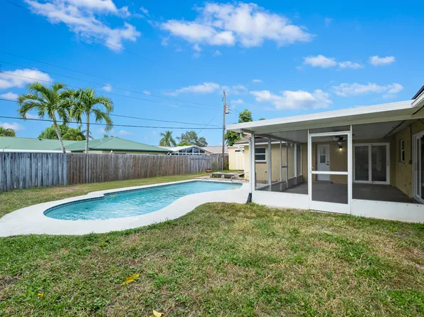 1445 Mercury St, Merritt Island, FL 32953