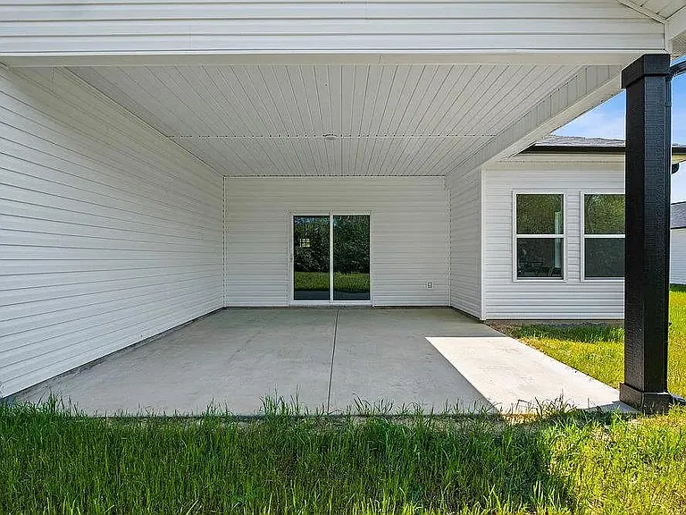 206 Essex Dr — Photo 21