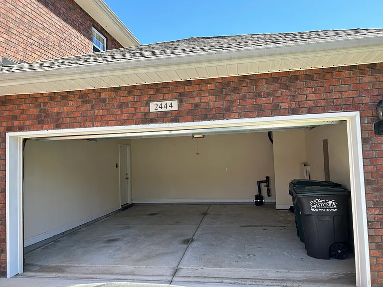 2444 Glyncastle Way — Photo 29