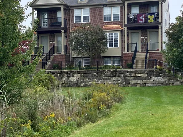 28037 Hopkins Dr #1, Novi, MI 48377